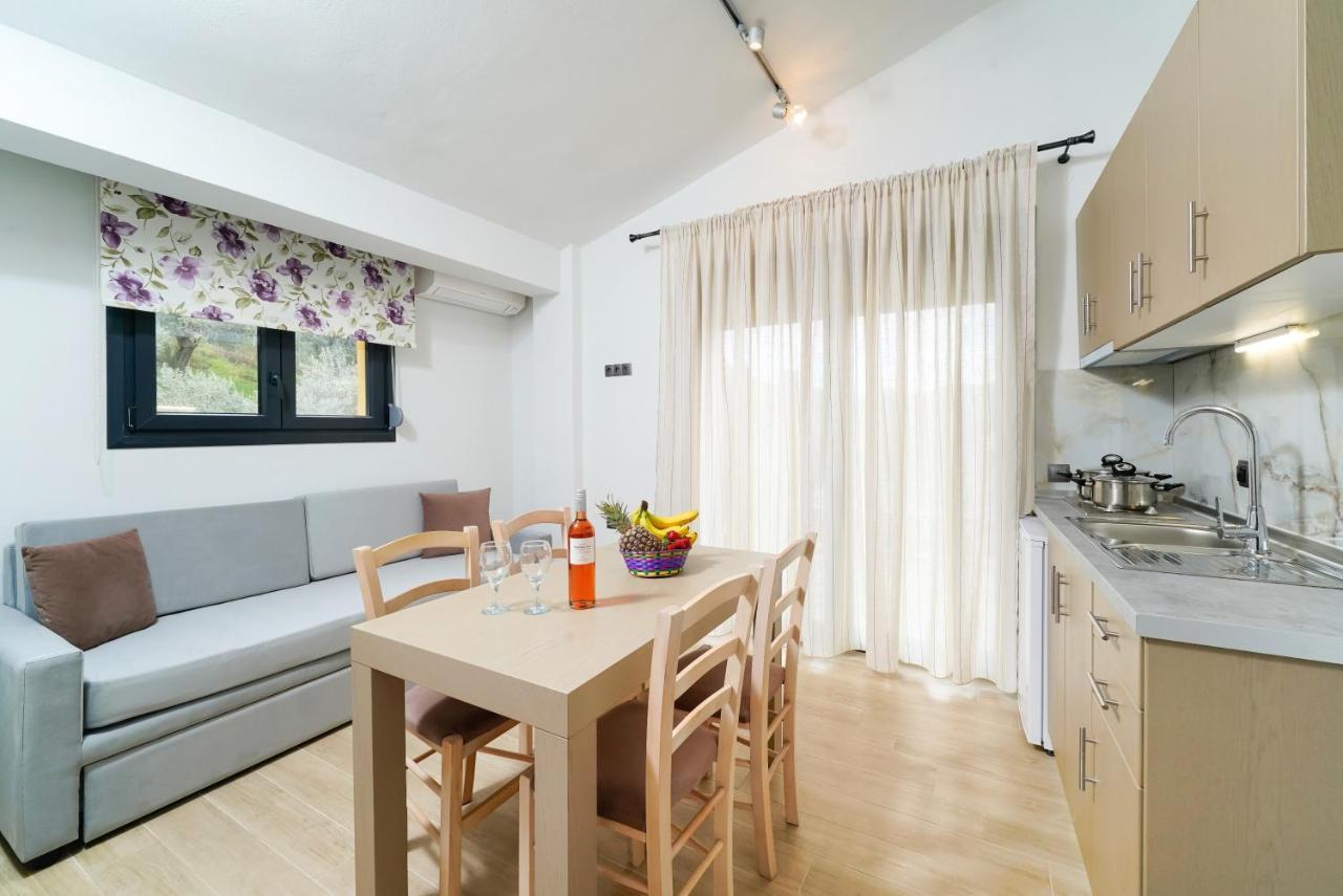 Serenity Apartments 스칼라 포타미아스 외부 사진